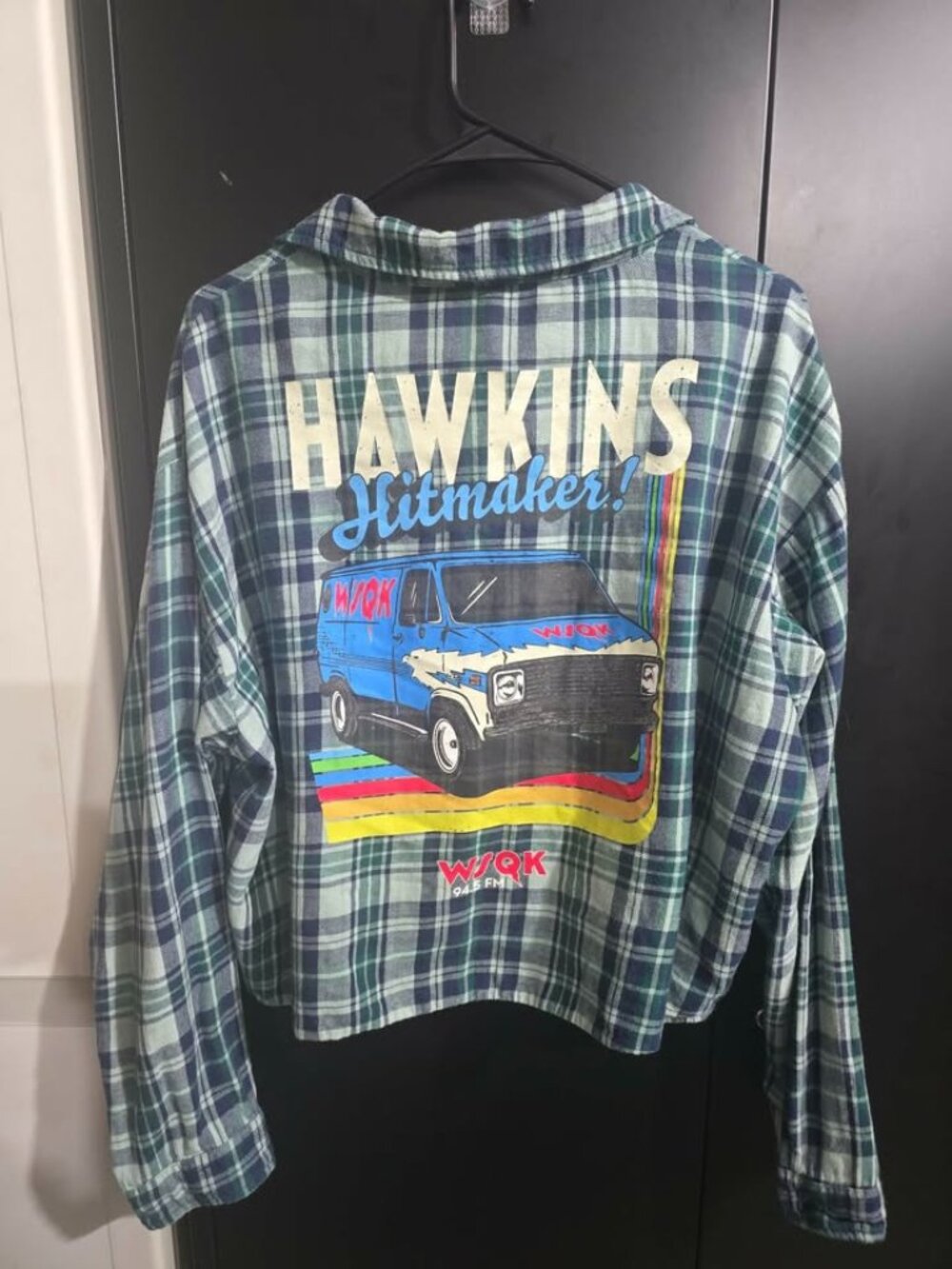 No Boundaries Stranger Things Flannel Shirt XL